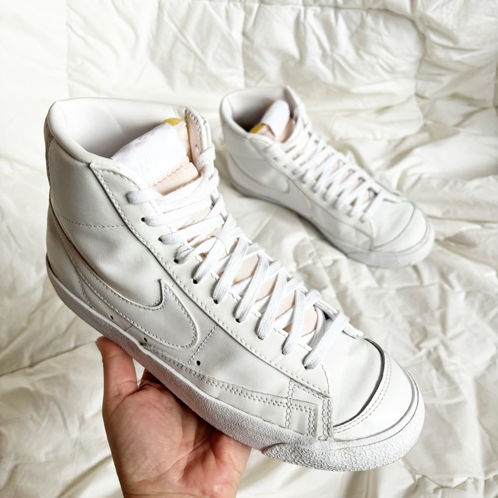 Nike women’s blazer mid ‘77 size 8.5